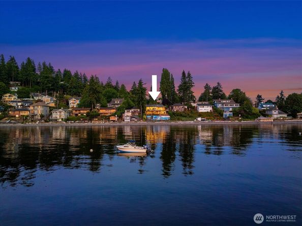 16947 Maplewild Avenue SW, Burien WA 98166