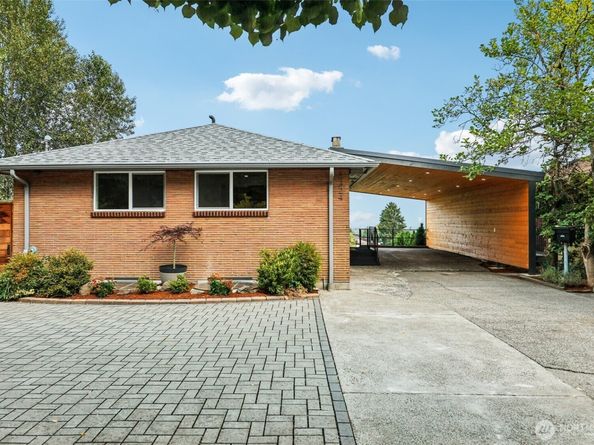 8324 Beacon Avenue S, Seattle WA 98118