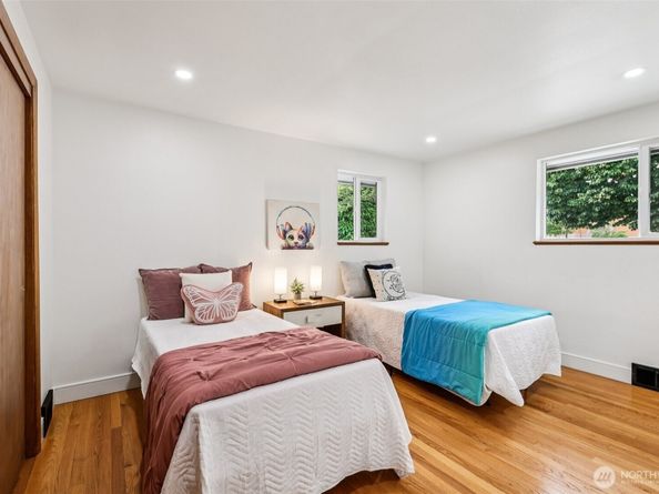 8324 Beacon Avenue S, Seattle WA 98118