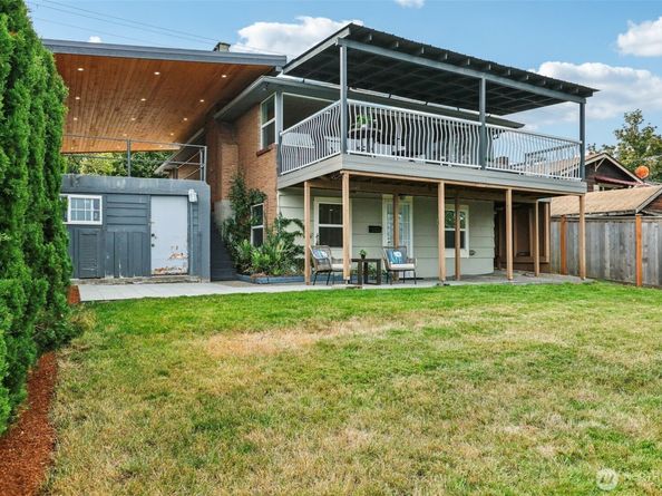 8324 Beacon Avenue S, Seattle WA 98118