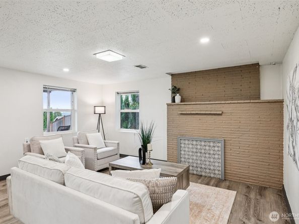 8324 Beacon Avenue S, Seattle WA 98118