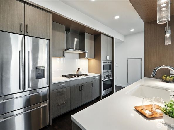 1321 Seneca Street 505, Seattle WA 98101