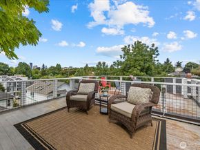 715 28th Avenue S, Seattle WA 98144