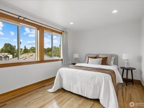 715 28th Avenue S, Seattle WA 98144