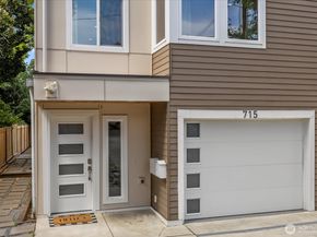 715 28th Avenue S, Seattle WA 98144