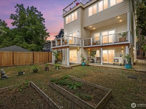 715 28th Avenue S, Seattle WA 98144