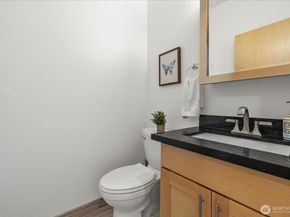 715 28th Avenue S, Seattle WA 98144
