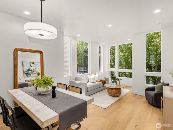 1104 A 34th Avenue, Seattle WA 98122