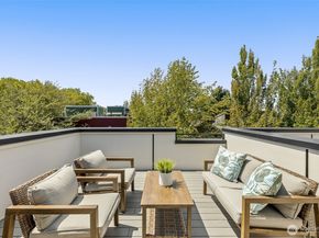 1104 A 34th Avenue, Seattle WA 98122