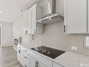 17548 NE Midnight Sun Loop, Poulsbo WA 98370