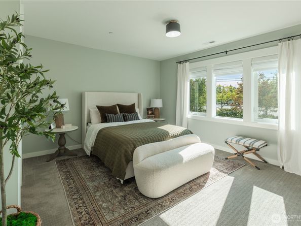 7528 215th Street SW 103, Edmonds WA 98026