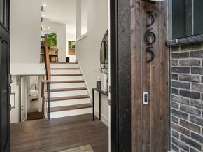365 Newton Street, Seattle WA 98109