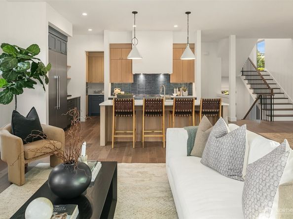 365 Newton Street, Seattle WA 98109