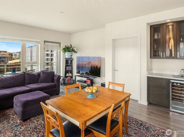 1760 NW 56th Street 518, Seattle WA 98107