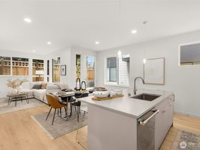 9223 B 14th Avenue NW, Seattle WA 98117