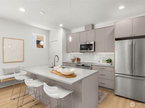 9223 B 14th Avenue NW, Seattle WA 98117