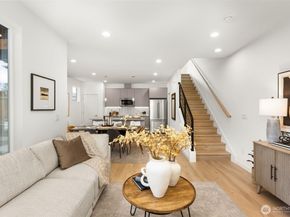 9223 B 14th Avenue NW, Seattle WA 98117