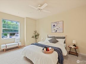 4321 Issaquah Pine Lake Road SE 403, Sammamish WA 98075