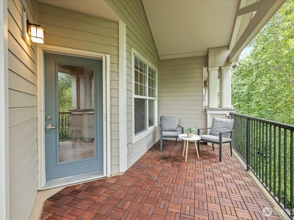 4321 Issaquah Pine Lake Road SE 403, Sammamish WA 98075