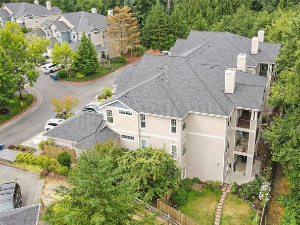 4321 Issaquah Pine Lake Road SE 403, Sammamish WA 98075