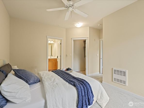 4321 Issaquah Pine Lake Road SE 403, Sammamish WA 98075