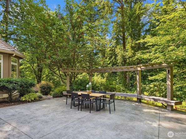 20546 NE 126th Way, Woodinville WA 98077