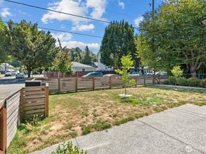 1058 S Cloverdale Street C, Seattle WA 98108