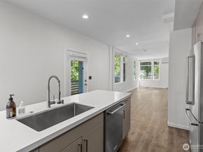 1058 S Cloverdale Street C, Seattle WA 98108