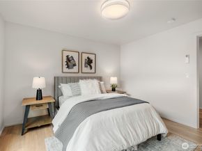 1844 Market St 2, Kirkland WA 98033