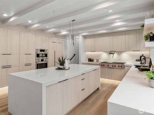 1844 Market St 2, Kirkland WA 98033