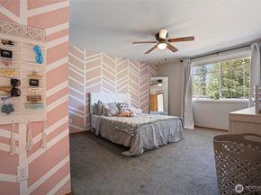 7260 E Last refuge Way, Port Orchard WA 98366