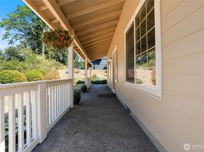 7260 E Last refuge Way, Port Orchard WA 98366