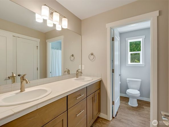 1825 116th Avenue SE, Lake Stevens WA 98258