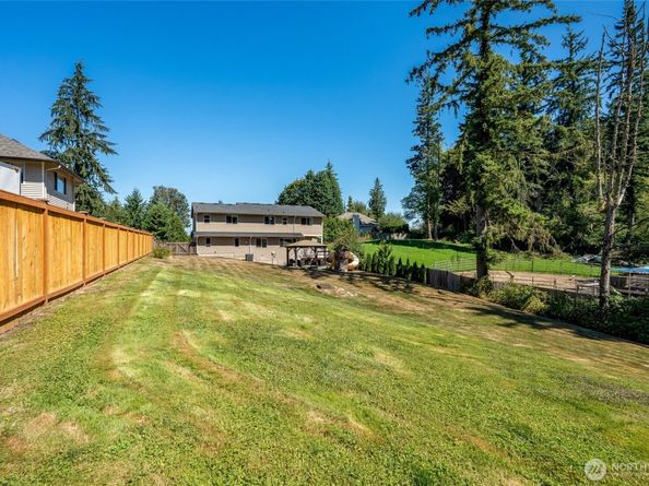 1825 116th Avenue SE, Lake Stevens WA 98258