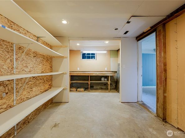 11027 Alton Avenue NE, Seattle WA 98125