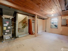 11027 Alton Avenue NE, Seattle WA 98125