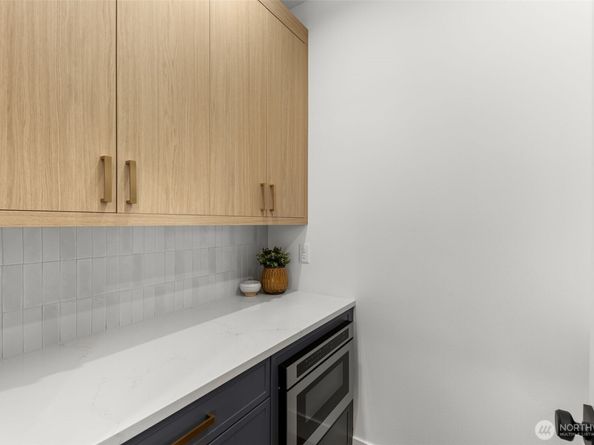 315 A NW 86th Street A, Seattle WA 98117