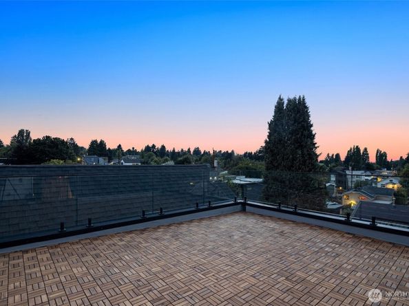 315 A NW 86th Street A, Seattle WA 98117