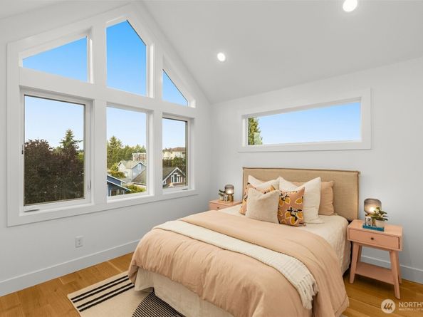 315 A NW 86th Street A, Seattle WA 98117
