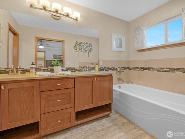 5901 153rd Place SE, Snohomish WA 98296