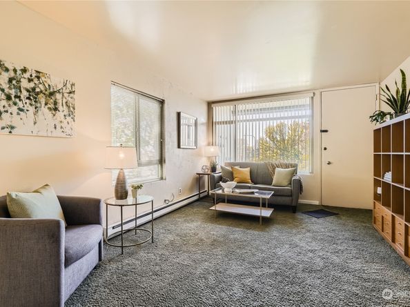 100 Martin Luther King Jr Way 1, Seattle WA 98122