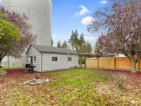 14516 Dayton Avenue N, Shoreline WA 98133