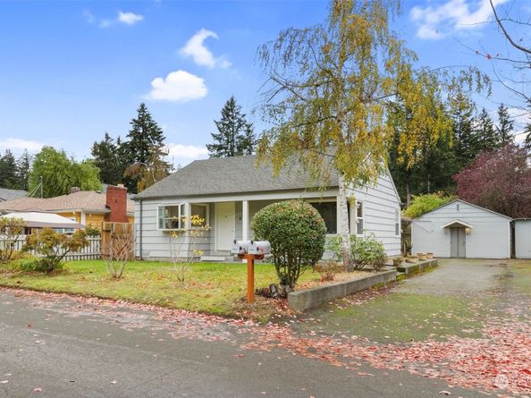 14516 Dayton Avenue N, Shoreline WA 98133