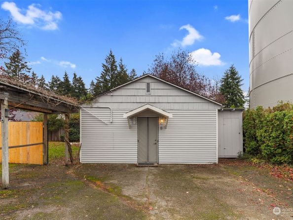14516 Dayton Avenue N, Shoreline WA 98133