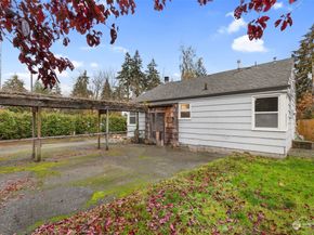 14516 Dayton Avenue N, Shoreline WA 98133