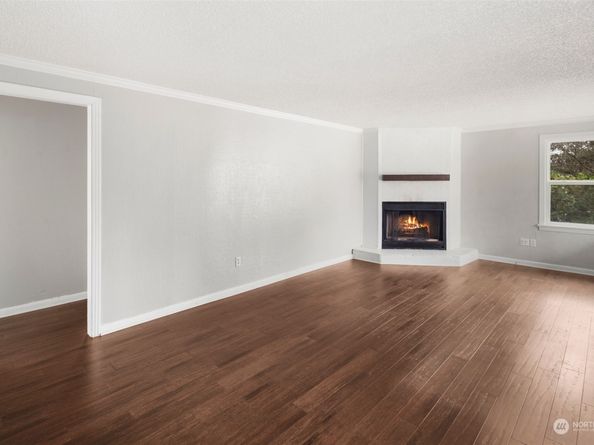 14516 Dayton Avenue N, Shoreline WA 98133