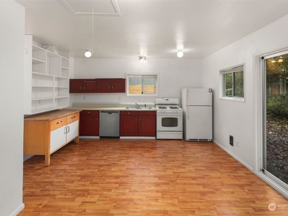 14516 Dayton Avenue N, Shoreline WA 98133
