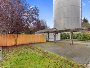 14516 Dayton Avenue N, Shoreline WA 98133
