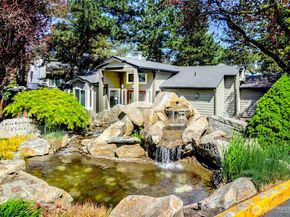 11107 NE 125th Lane F222, Kirkland WA 98034