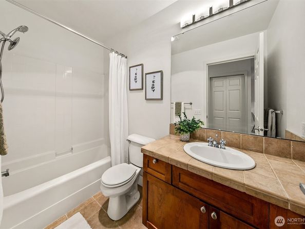 123 queen Anne Avenue N A406, Seattle WA 98109